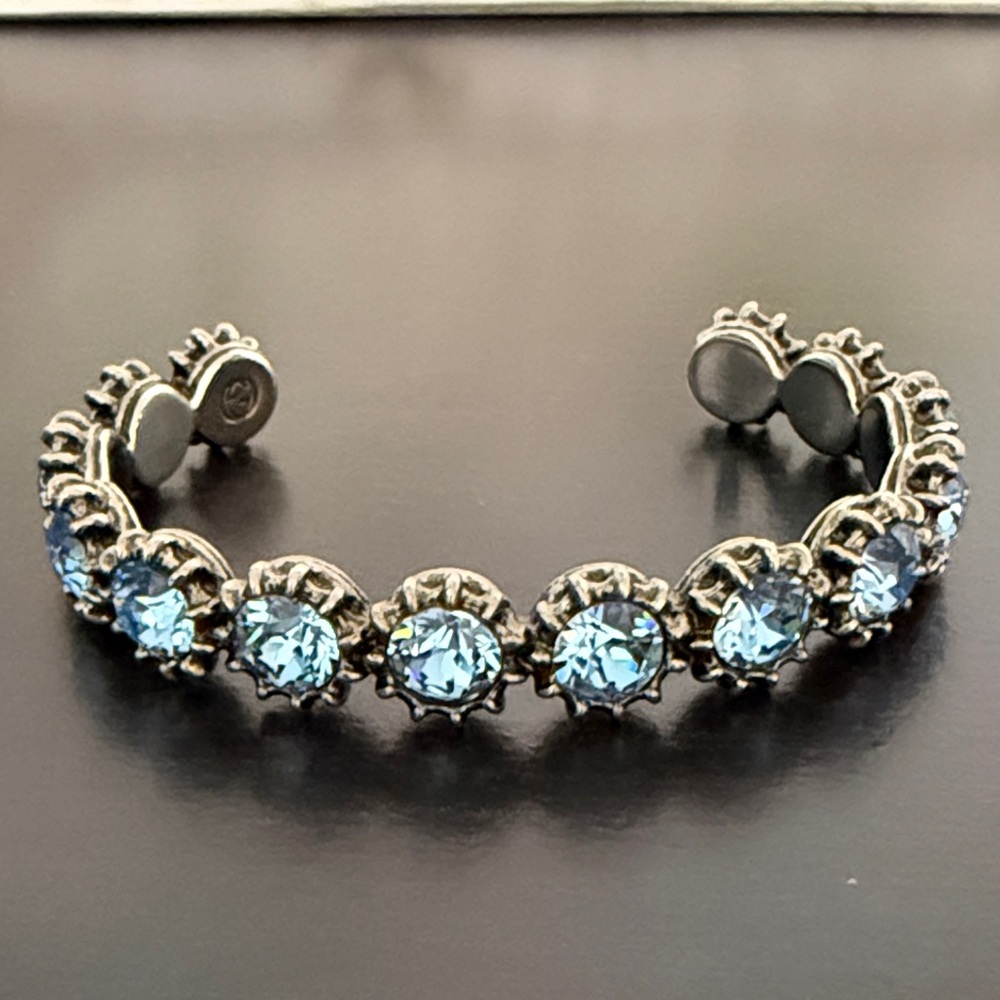 Gucci Women's Turquoise Bangle Full Inclusion